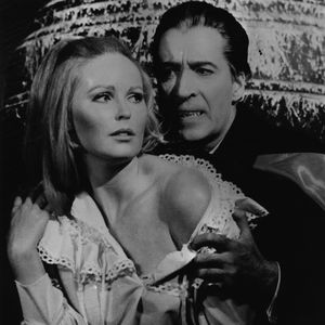 Christopher Lees Dracula-Braut: Veronica Carlson verstorben