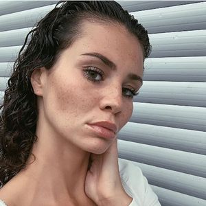 "Affe": Korays neue Freundin beleidigt Betty Taube im Netz!