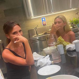 Kein Zoff? Victoria Beckham gratuliert Nicola zum Geburtstag