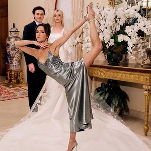 Hochzeitstanz-Krise: Beckhams im Netz verspottet & parodiert