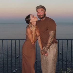 David und Victoria Beckham fliehen vor dem Familienkummer
