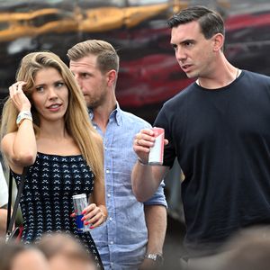 Zehn Karat: Victoria Swarovski heizt Verlobungsgerüchte an