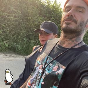 Süß! Victoria & David Beckham beim romantischen Spaziergang