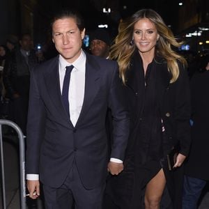 Seltenes Love-Pic: Heidi Klum kuschelt mit ihrem Vito am Set