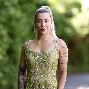 Nun offiziell: Sie steigt mit Walentina Doronina in den Ring