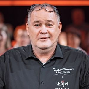 "Bares für Rares"-Star Waldi erklärt sein 80-Euro-Kultgebot