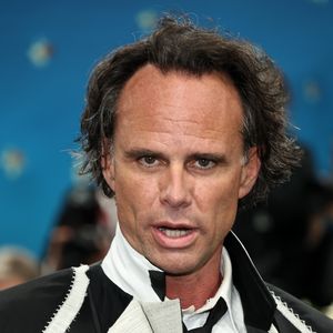 "Fühle mich befreit": Walton Goggins posiert nackt für GQ