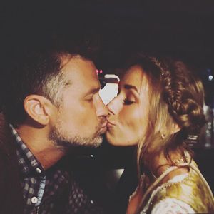 Kuss-Pic: Wayne und Annemarie total verliebt auf Wiesn!