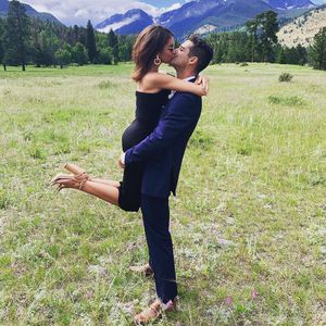Zwei Jahre ein Paar: Sarah Hyland und Wells im Liebeshimmel