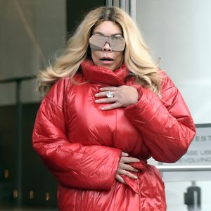 Ist das noch Mode? Wendy Williams im Schlafsack-Look