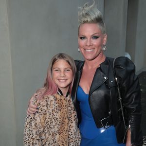 Fans sind begeistert: Pink holt ihre Tochter auf die Bühne!