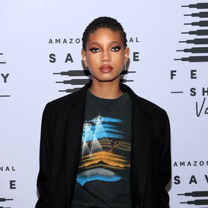 Bei Konzert: Willow Smith lässt sich ihre Haare abrasieren