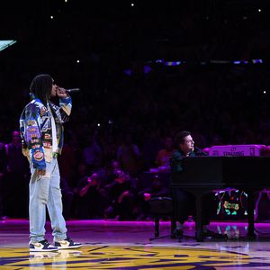 Erwischt! Wiz Khalifa kann das Kiffen nicht lassen