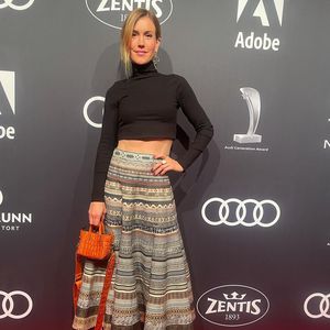 Heiße Mami: Wolke Hegenbarth mit Sixpack auf dem Red Carpet