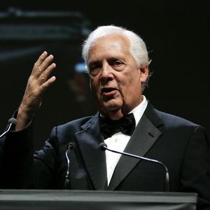 TV-Produzent Woody Fraser verstirbt im Alter von 90 Jahren