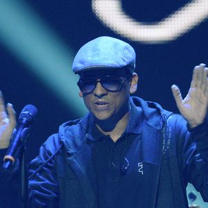 Fans rätseln: Warum trägt Xavier Naidoo immer eine Brille?