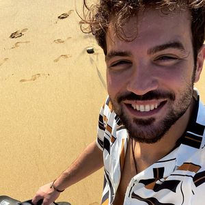 "Love Island" widmet Yasin Wandtattoo in der Privat-Suite