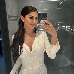 Nach Netzpause: Yeliz Koc teasert endlich eine neue Show an!