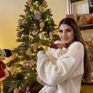 Zuckersüß! Yeliz Koc und Snow Elanie im Weihnachtsfieber