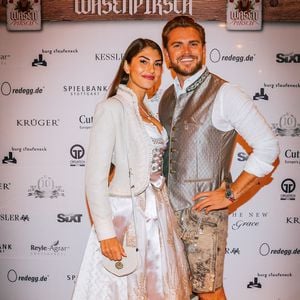 Auf Pärchenbild: Johannes hat Yeliz schlanker retuschiert