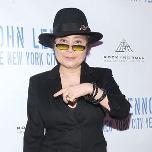 Yoko Ono: Sie hat noch "Kontakt" zu John Lennon