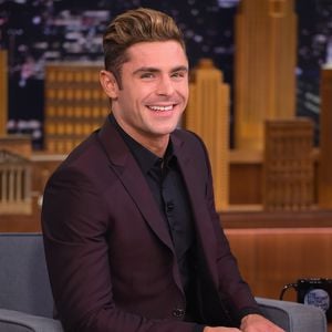 Ohne ihn geht nix: Zac Efron hat einen Beziehungsberater
