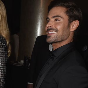 Medizinischer Notfall: Zac Efron von Dreharbeiten evakuiert!