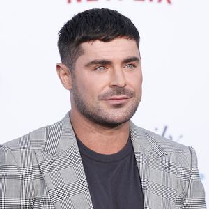 Unfall im Pool: Musste Zac Efron etwa wiederbelebt werden?