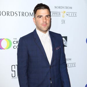 Peinlich: Zachary Quinto total verpudert!
