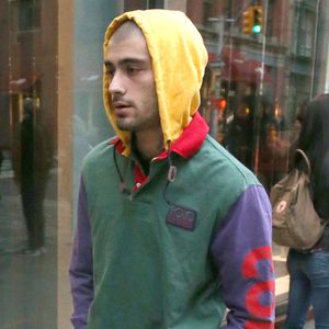 Nach Geburt: Neu-Papa Zayn Malik das erste Mal unterwegs
