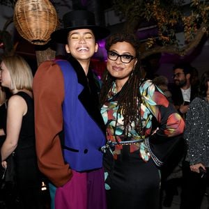 Cool oder einfach nur peinlich? Zendaya im Mega-80s-Style