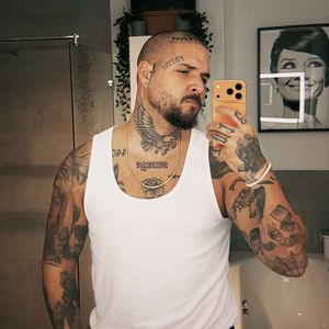 Geheimratsecken: Zico Banach teilt Grund für Gesichtstattoos