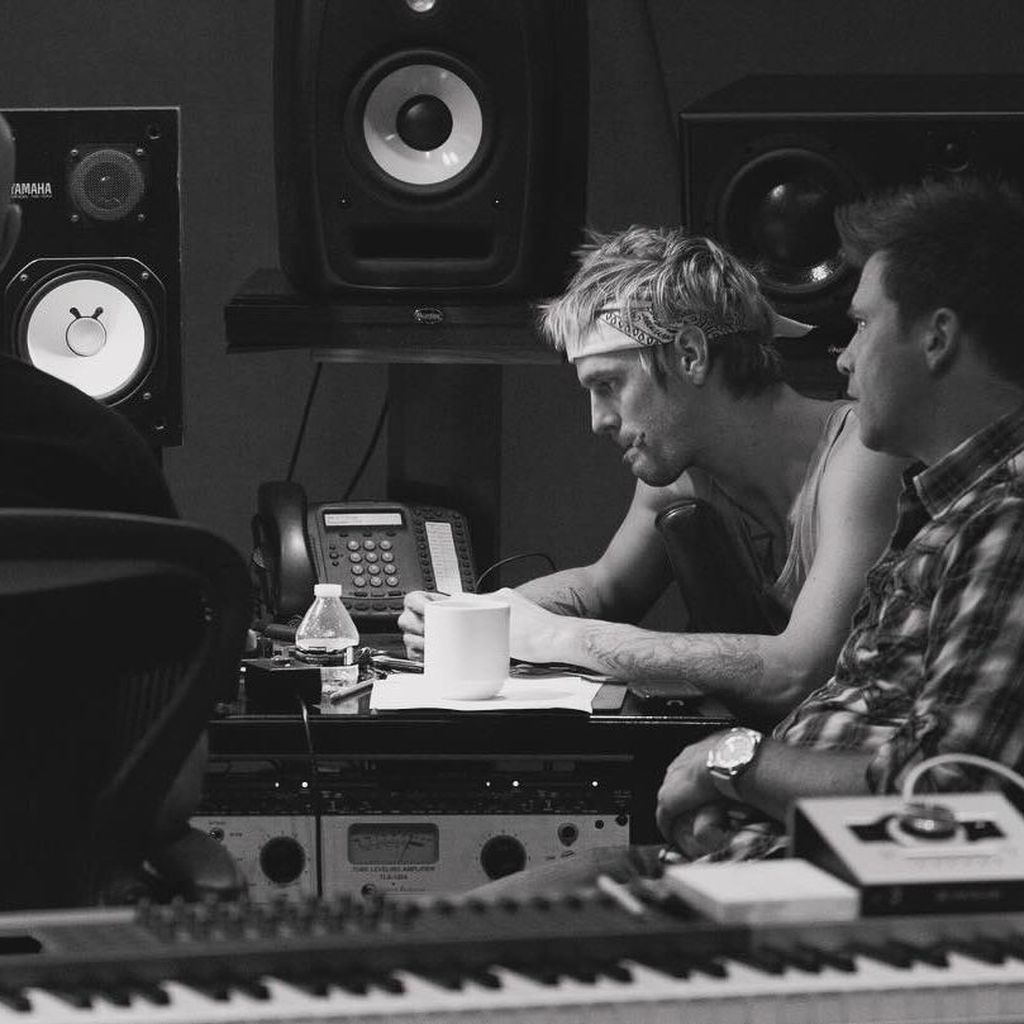 Aaron Carter und Musikproduzent Aaron Pearce
