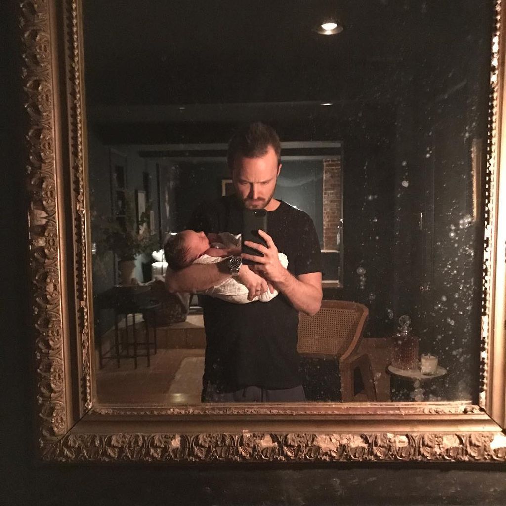 Aaron Paul mit seiner Tochter, 2018