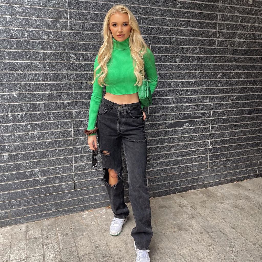 Abbie Quinnen, Freundin von AJ Pritchard