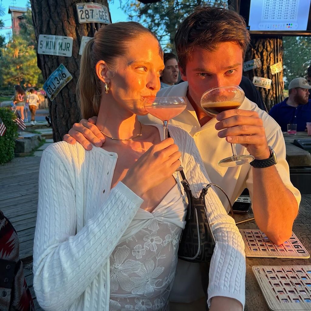Abby Champion und Patrick Schwarzenegger