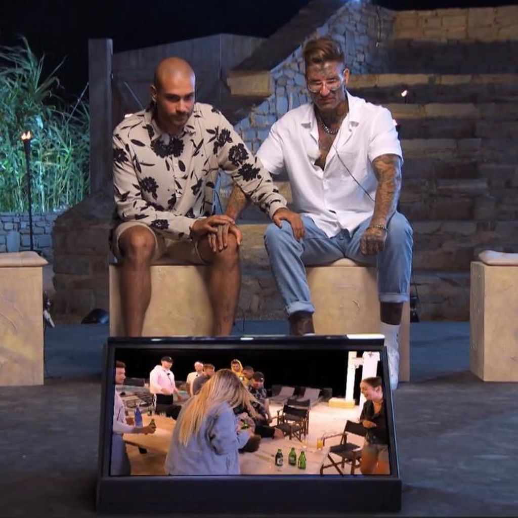 Abdu Karakuyu und Nikola Glumac beim "Temptation Island"-Lagerfeuer
