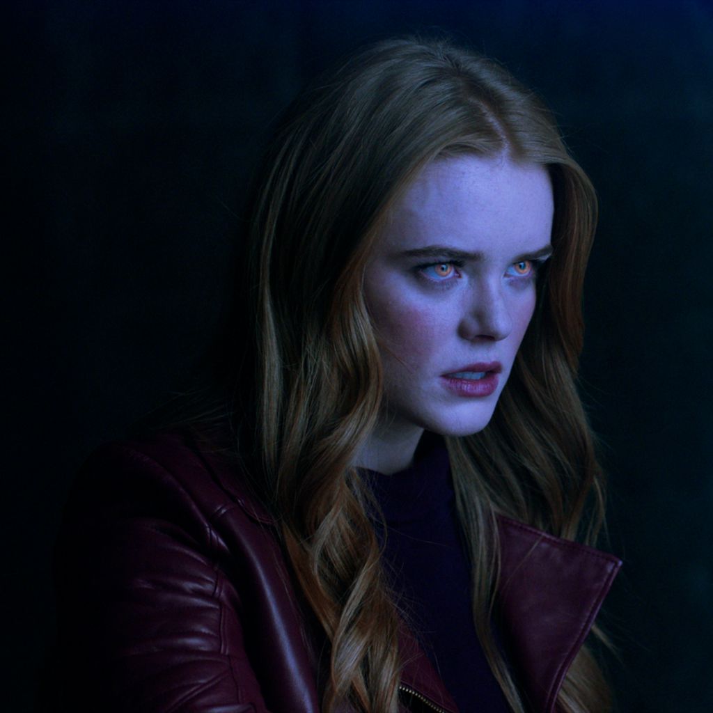 Abigail Cowen als Bloom in "Fate: The Winx Club Saga"