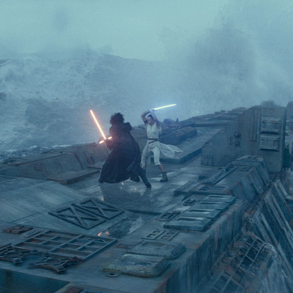 Adam Driver und Daisy Ridley in "Star Wars: Der Aufstieg Skywalkers"