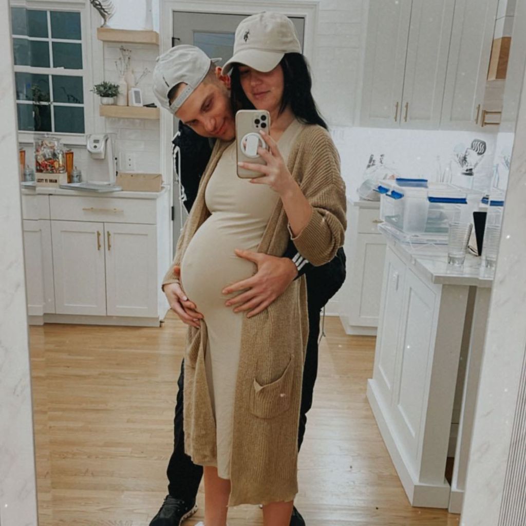 Adam Gottschalk und Raven Gates im Dezember 2021