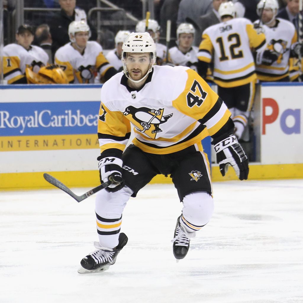 Adam Johnson, Eishockeyspieler