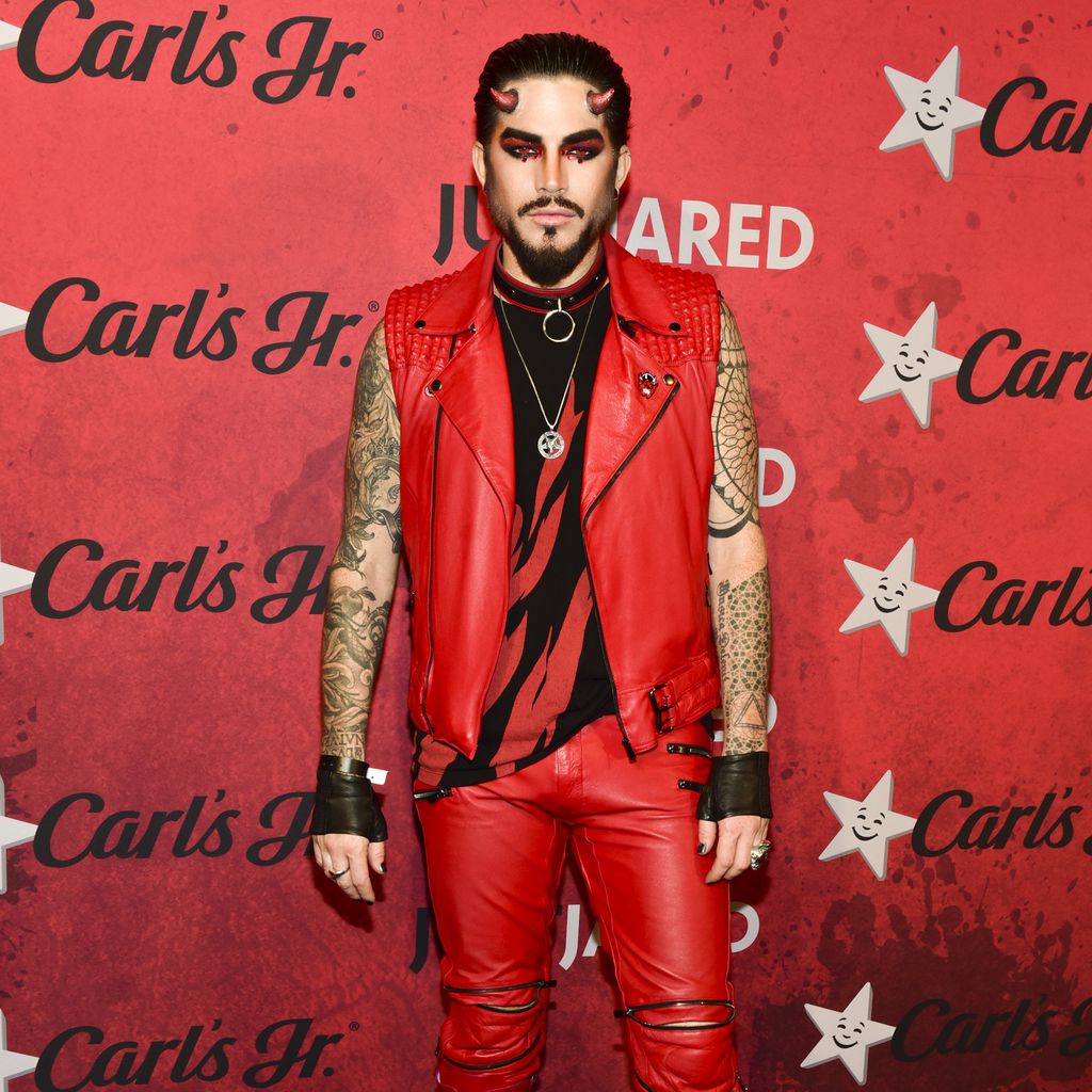 Adam Lambert bei der Halloween-Party von Just Jared
