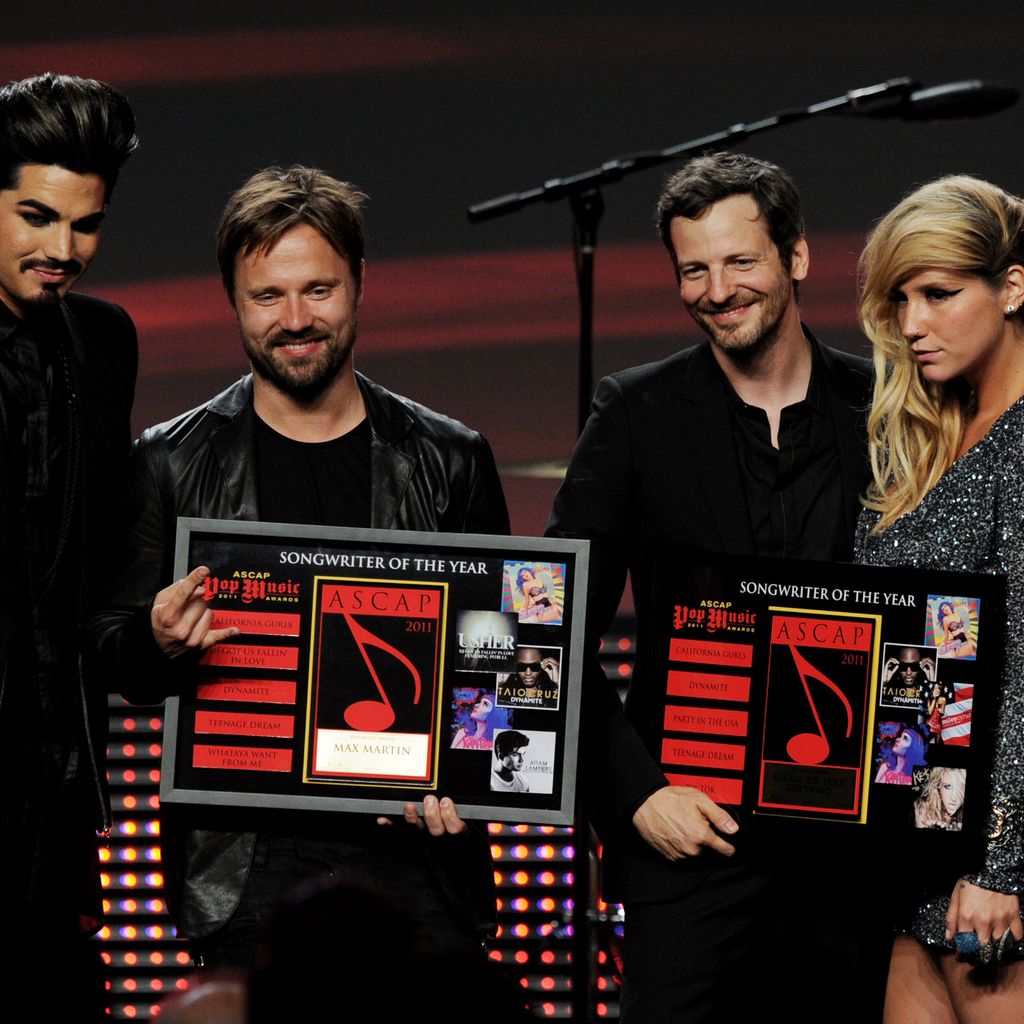 Adam Lambert, Max Martin, Dr. Luke und Kesha im Jahr 2011