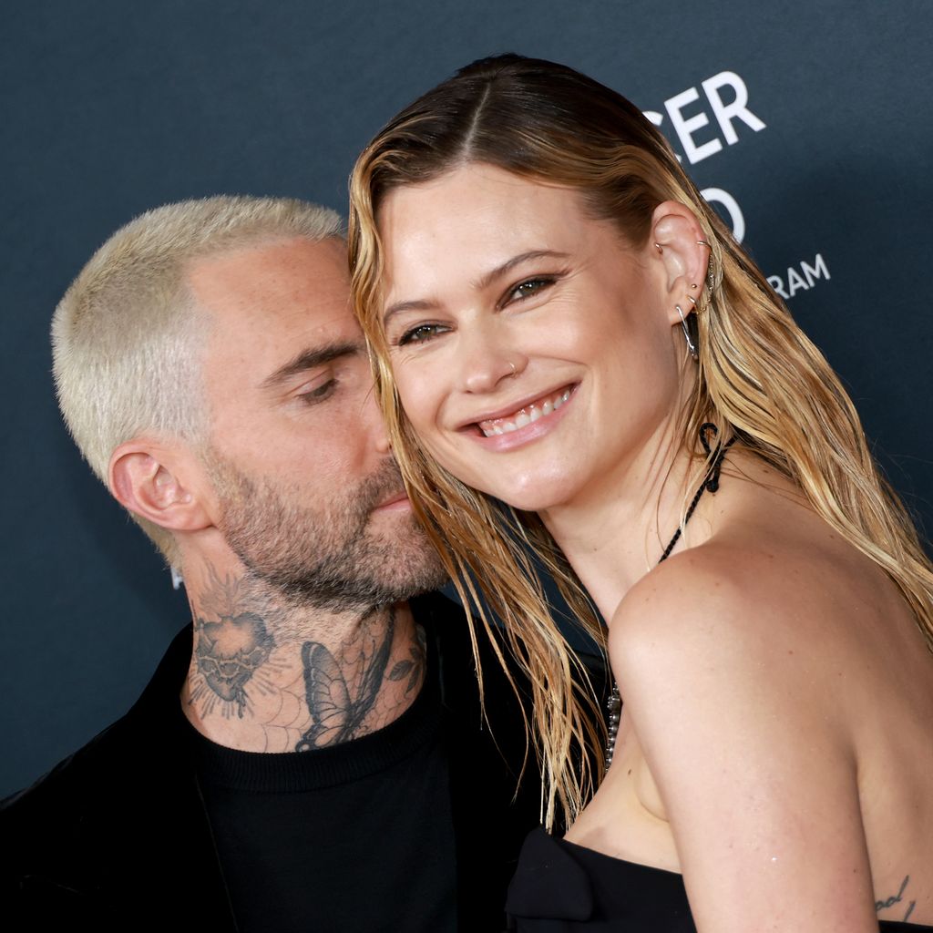 Adam Levine und Behati Prinsloo bei einer Benefizgala, 2023