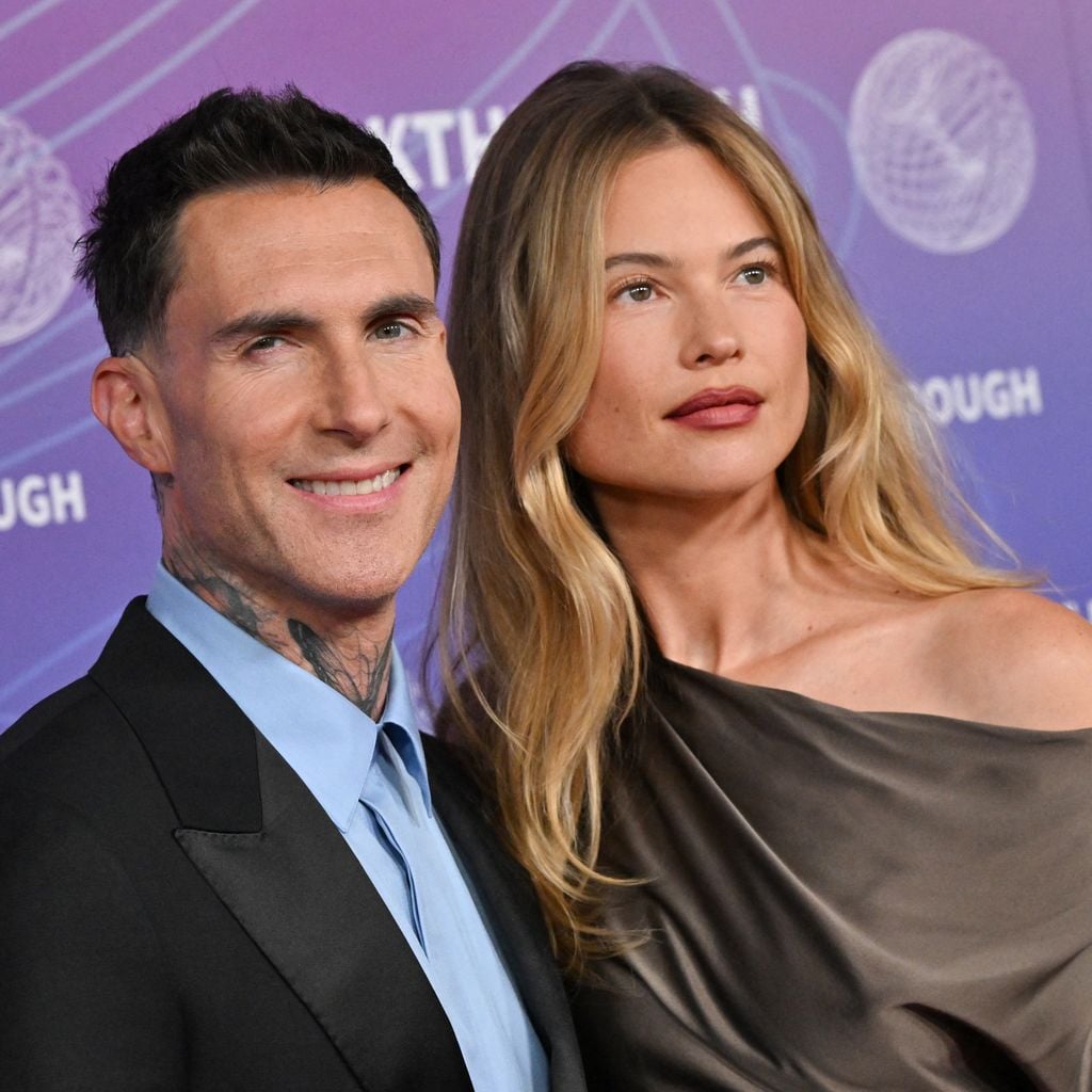 Adam Levine und Behati Prinsloo bei der 12. Breakthrough Prize Ceremony in Santa Monica