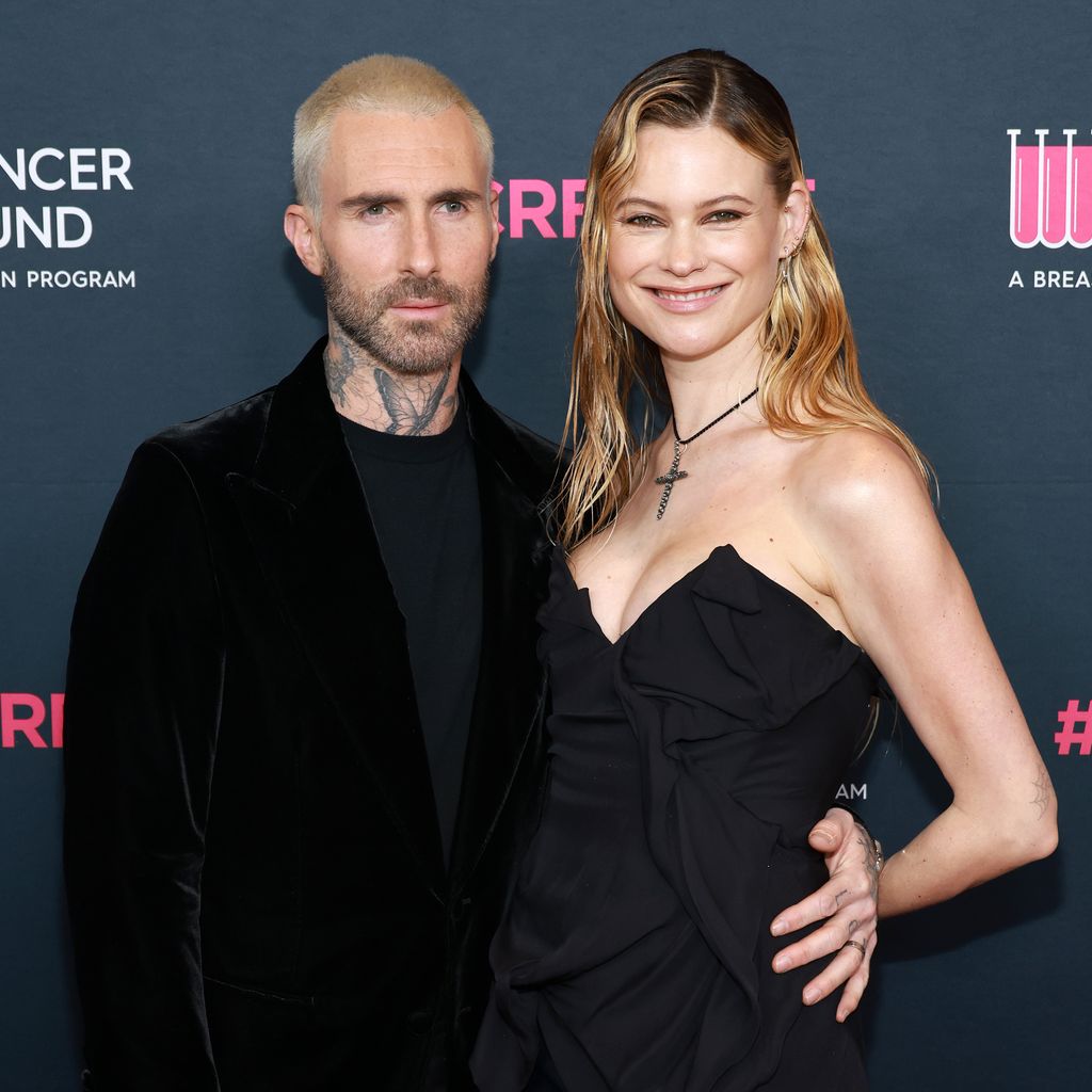 Adam Levine mit Behati Prinsloo bei einer Benefizgala