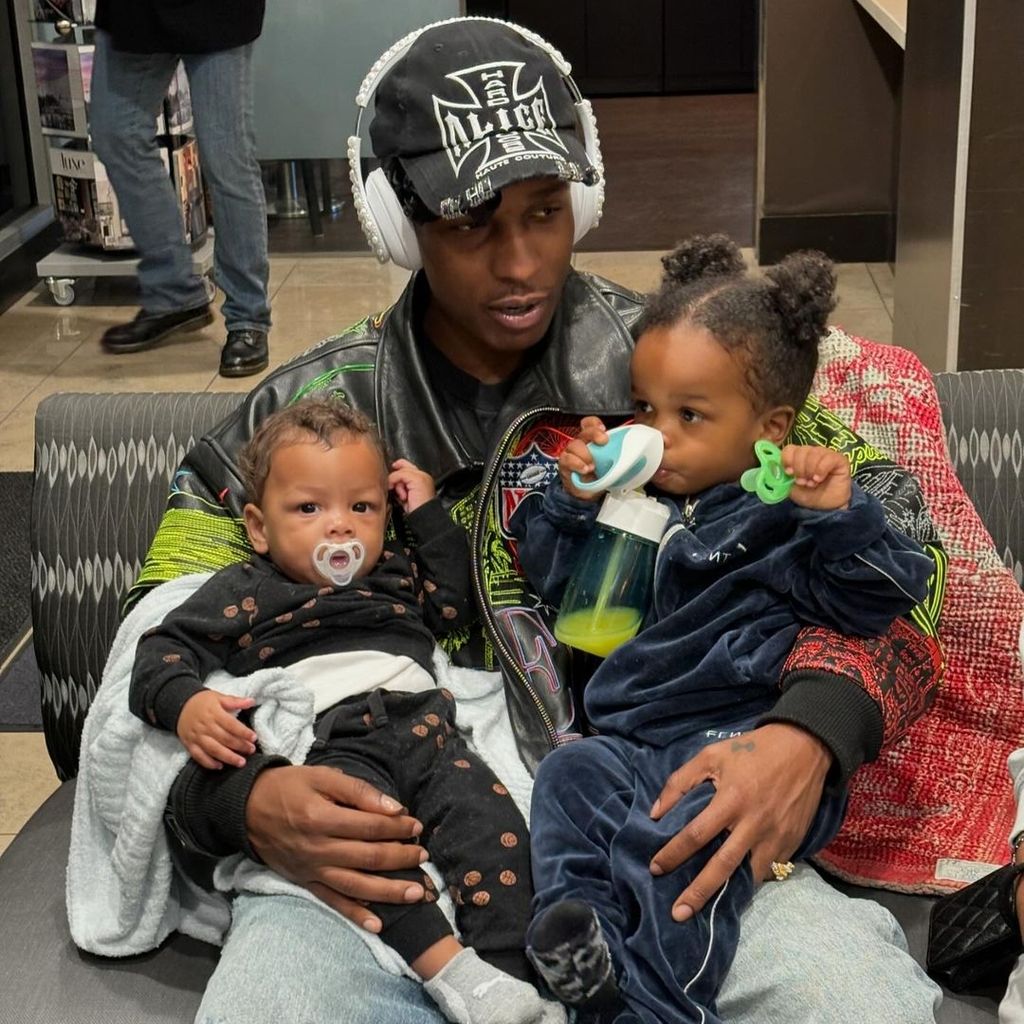 A$AP Rocky und seine zwei Kinder, August 2024