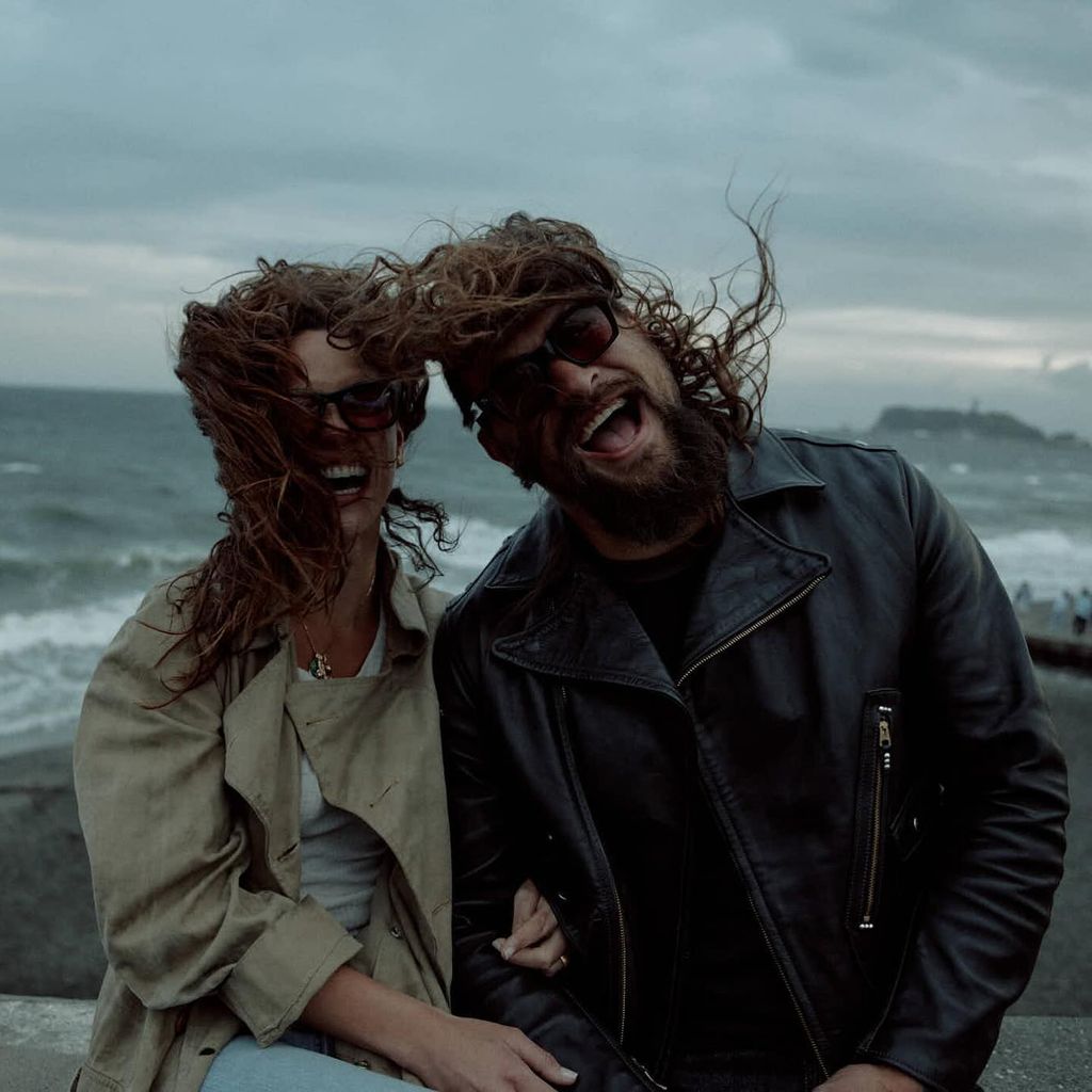Adria Arjona und Jason Momoa