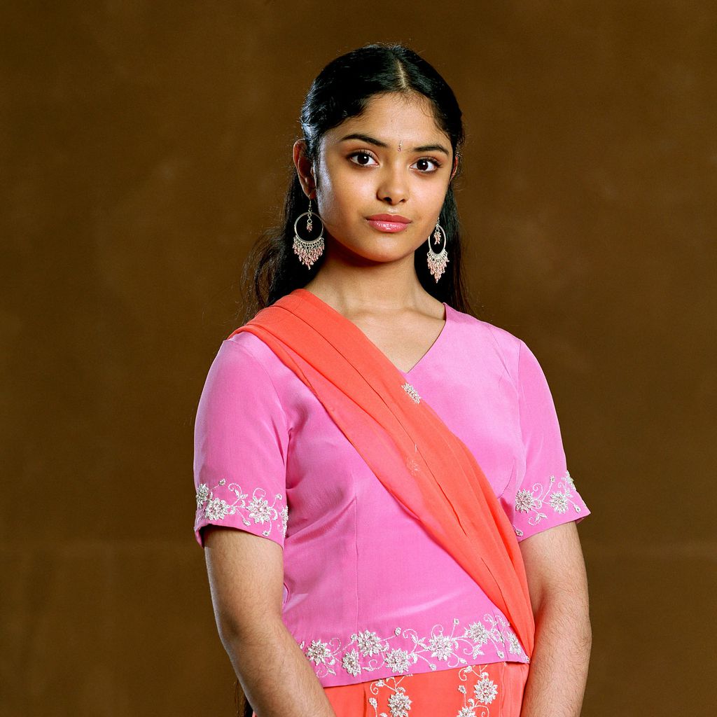 Afshan Azad als Padma Patil