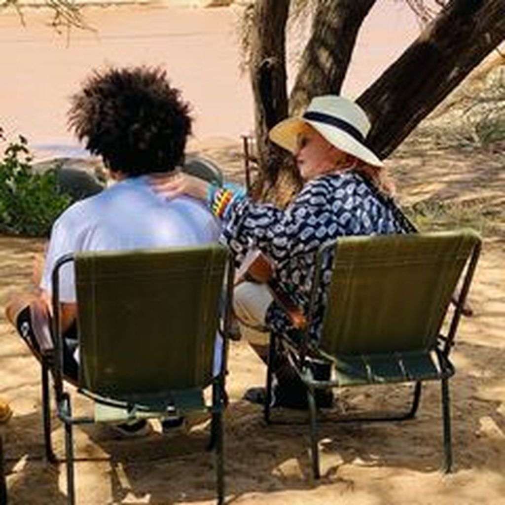 Ahlamalik Williams und Madonna, Kenia